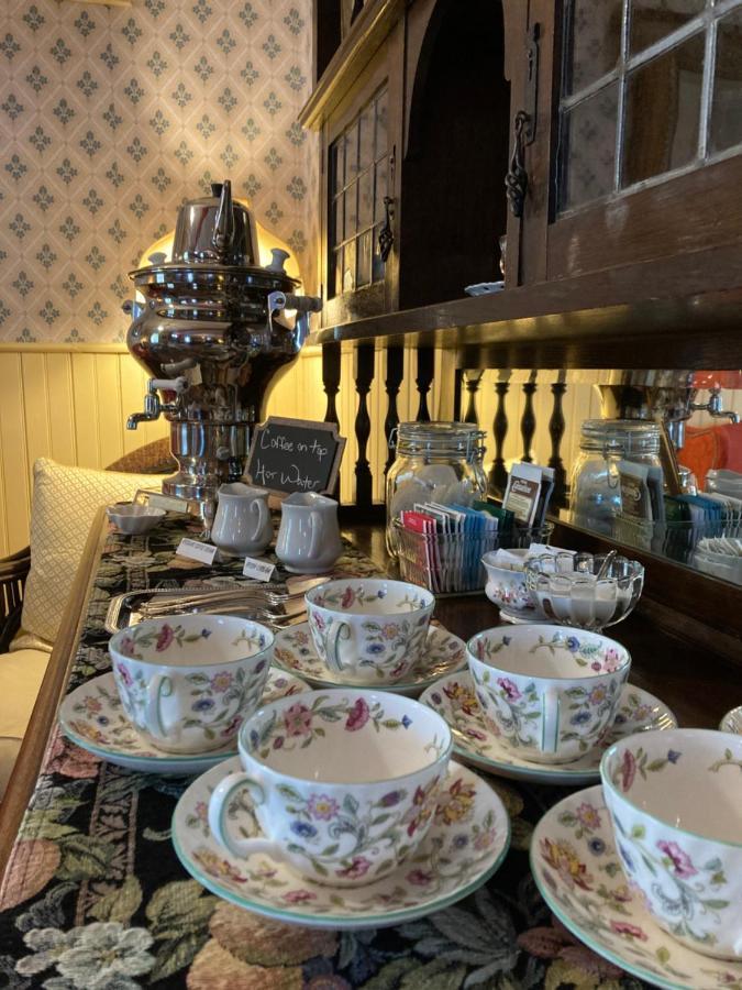 St. George Hotel Barkerville Екстер'єр фото