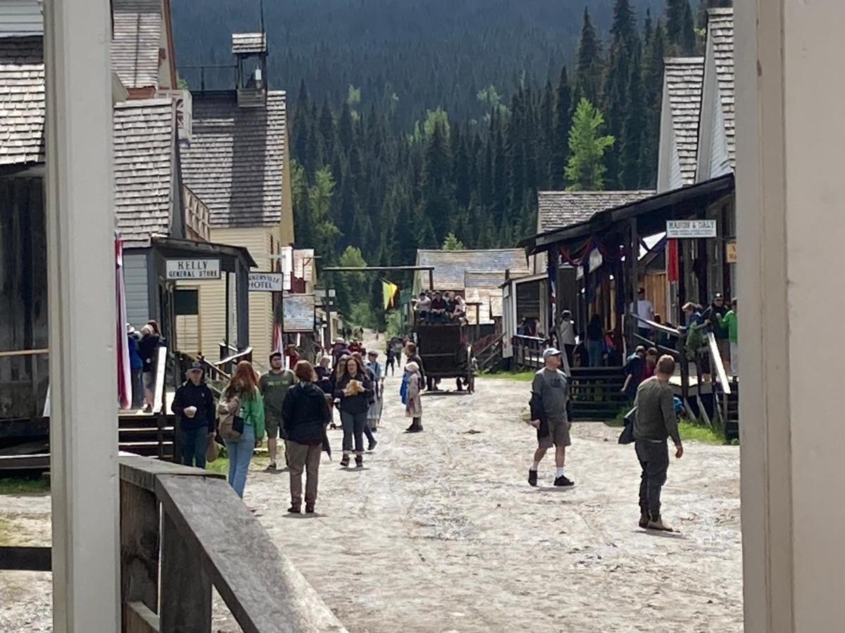 St. George Hotel Barkerville Екстер'єр фото