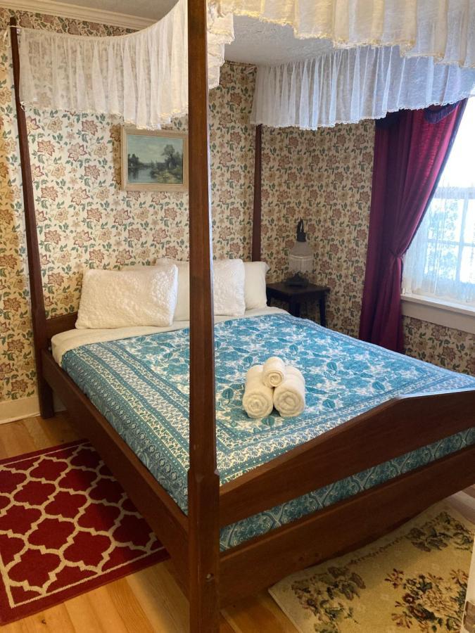 St. George Hotel Barkerville Екстер'єр фото
