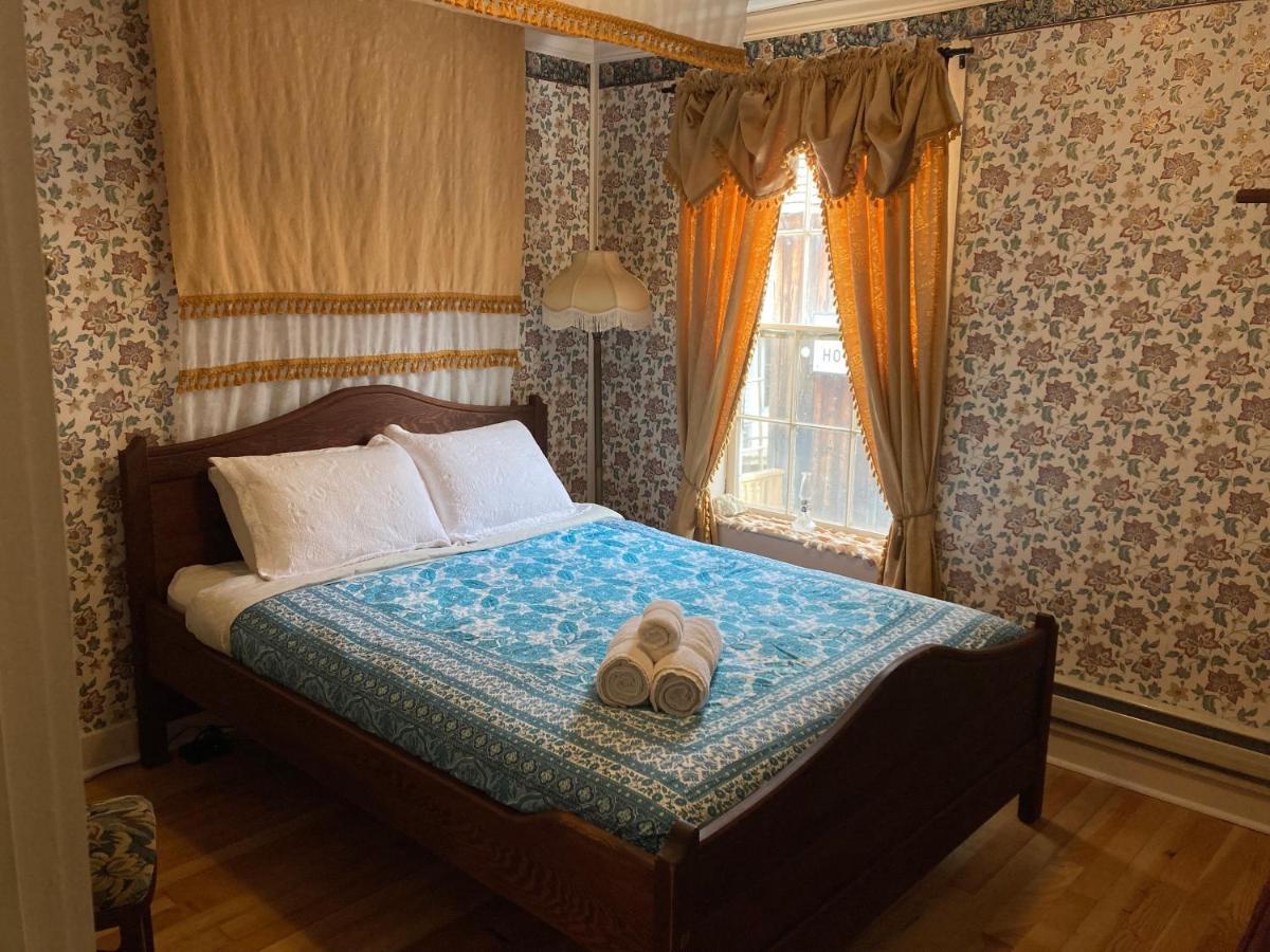 St. George Hotel Barkerville Екстер'єр фото