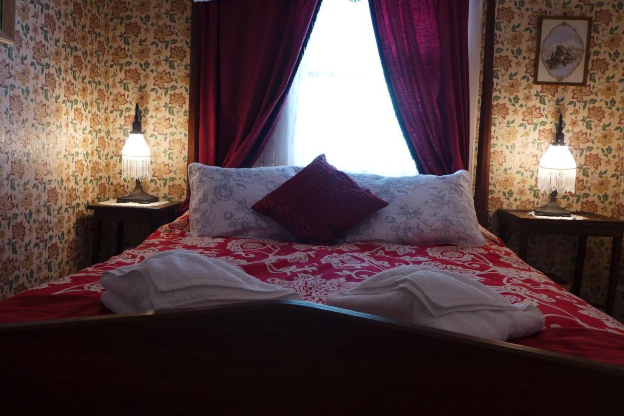 St. George Hotel Barkerville Екстер'єр фото